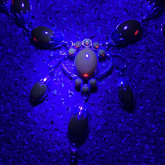 Cherry Amber and Silver Necklace by NYC Valerio 888 - Picture 4 of 8